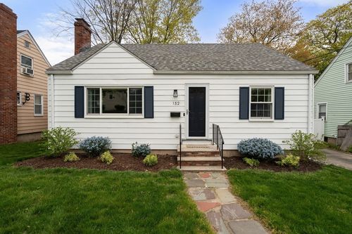 152 Sprague St, Dedham, MA, 02026-6217 | Card Image