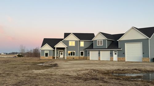 1955 Brownell St, SAINT CHARLES, MN, 55972-5003 | Card Image