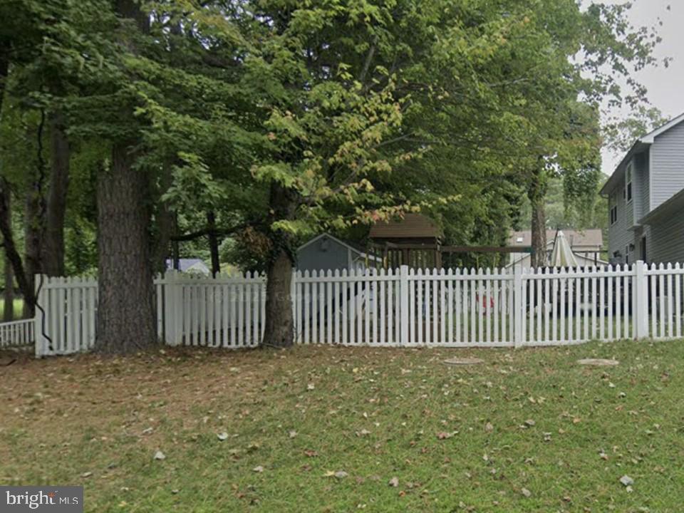 Residential in LUSBY 5