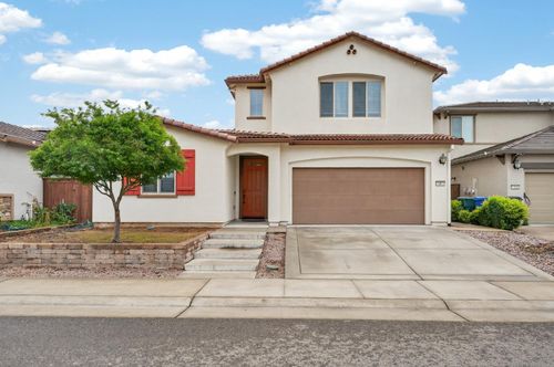 7487 Tapiro Way, Sacramento, CA, 95829 | Card Image
