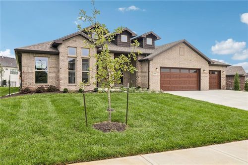 16564 W 166th Ct, Olathe, KS, 66062-8149 | Card Image