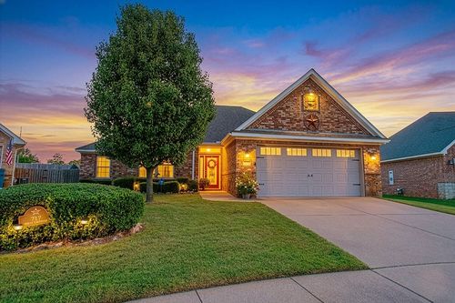 717 White Bear Trl, Lindale, TX, 75771-6628 | Card Image