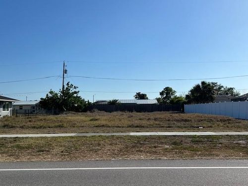 2491 Lake View Blvd, PORT CHARLOTTE, FL, 33948-3727 | Card Image