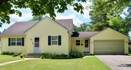 103 Spruce Ave N, Thief River Falls, MN, 56701-2428 | Card Image