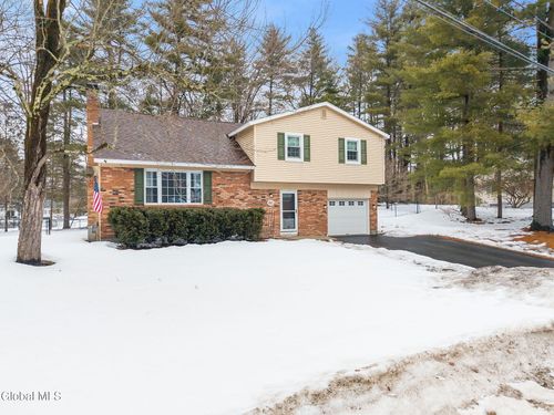 60 Vichy Dr, Saratoga Springs, NY, 12866-9028 | Card Image