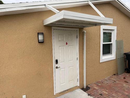 816 Greenbriar Dr, Lake Park, FL, 33403-2411 | Card Image