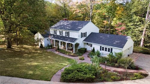 70 Crown Pt, Geneva, OH, 44041-9134 | Card Image