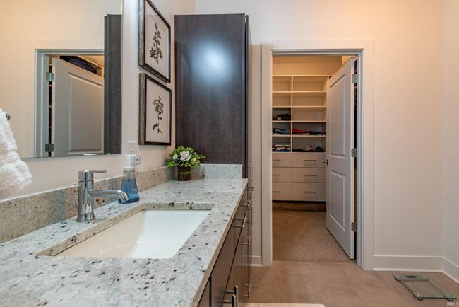 APT-305 - 304 W Kirkwood Ave, Condo with 2 bedrooms, 2 bathrooms and null parking in Bloomington IN | Image 20
