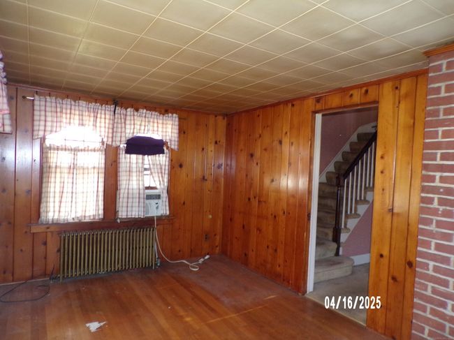 17 Gardners Ln, House other with 3 bedrooms, 2 bathrooms and 4 parking in Ansonia CT | Image 7