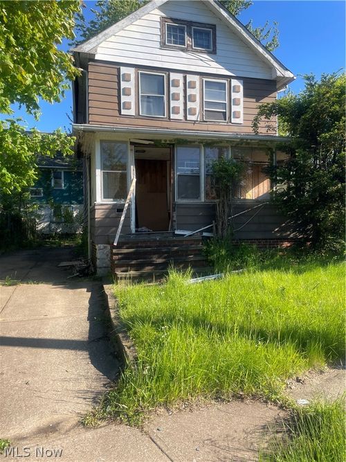 9118 Hillock Avenue, Cleveland, OH, 44108 | Card Image