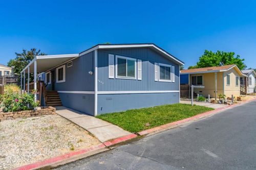 5689 Red Oak Dr, Ione, CA, 95640 | Card Image