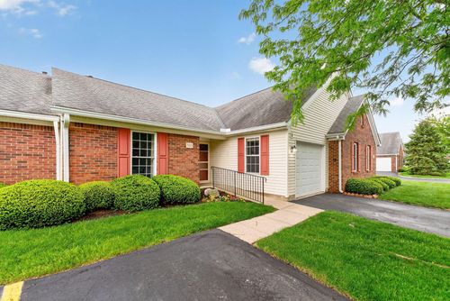 335 Retreat Ln, Marysville, OH, 43040-9619 | Card Image