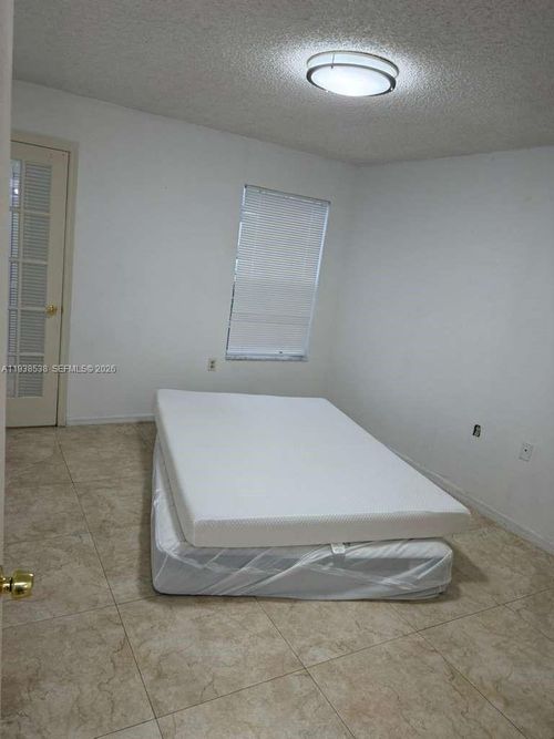 apt-815-1401 Village Blvd, West Palm Beach, FL, 33409-2764 | Card Image
