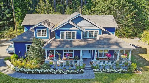 481 7th Ave, Fox Island, WA, 98333-9717 | Card Image