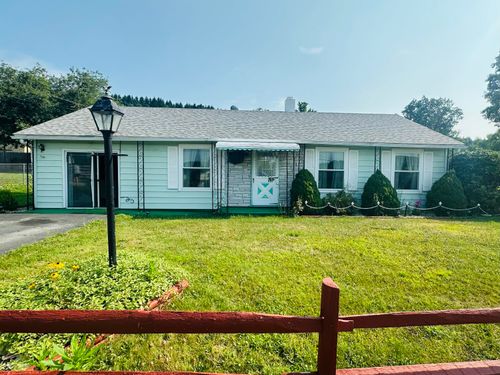 425 Zuccolotto Ln, Brockway, PA, 15824-7421 | Card Image