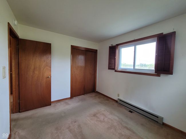 3300 W State Road 244, House other with 3 bedrooms, 2 bathrooms and null parking in Milroy IN | Image 21