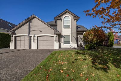 21777 44 Ave, House other with 4 bedrooms, 2 bathrooms and 8 parking in Langley BC | Image 2