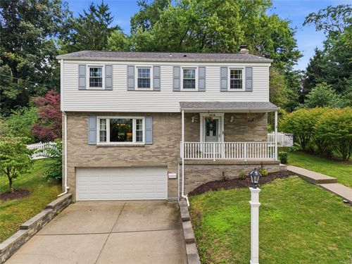 1318 Plantation Dr, Bethel Park, PA, 15102-3520 | Card Image