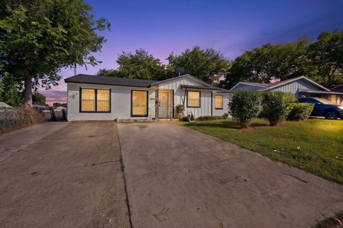 3846 Happy Canyon Dr, Dallas, TX, 75241-5229 | Card Image