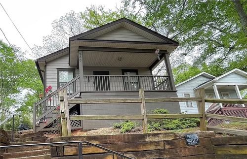 950 Smith St Sw, Atlanta, GA, 30310-3154 | Card Image