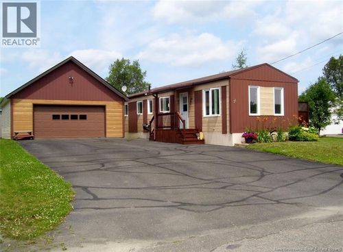 26 Le Paradis St, Saint Jacques, NB, E7B1T7 | Card Image