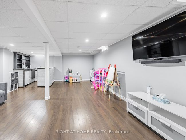 54 Roadmaster Lane, House attached with 4 bedrooms, 3 bathrooms and 2 parking in Brampton ON | Image 30