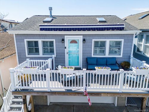 35 Nebraska St, Long Beach, NY, 11561-1608 | Card Image