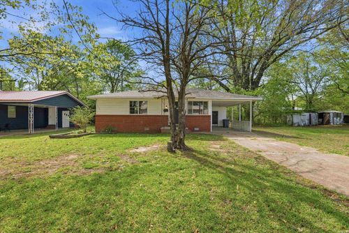 207 S Elm St, Searcy, AR, 72143-6632 | Card Image