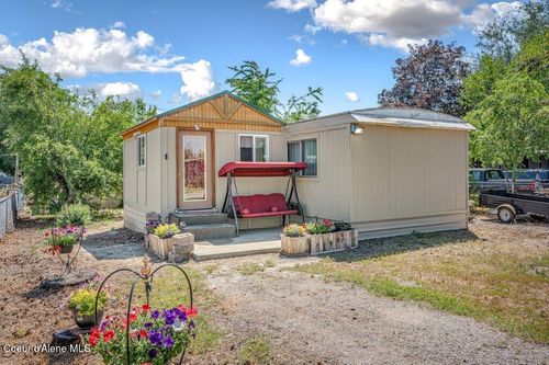 3250 W Hudlow Dr, Post Falls, ID, 83854-9324 | Card Image