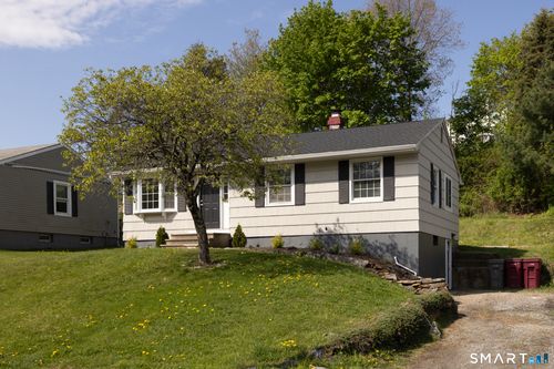 20 Longwood Dr, Naugatuck, CT, 06770-3517 | Card Image