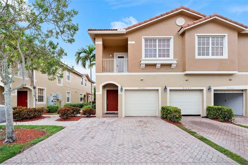 9065-9065 Plymouth Pl, Tamarac, FL, 33321-4169 | Card Image