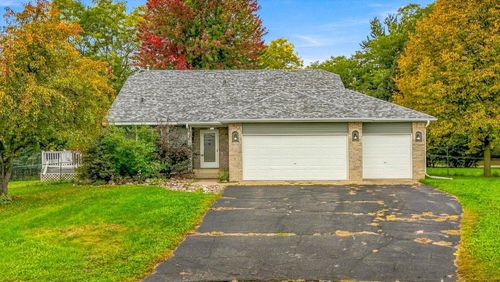 704 Watab Ct, Sartell, MN, 56377-1939 | Card Image