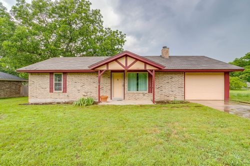 709 N Avenue B, Springtown, TX, 76082-2221 | Card Image