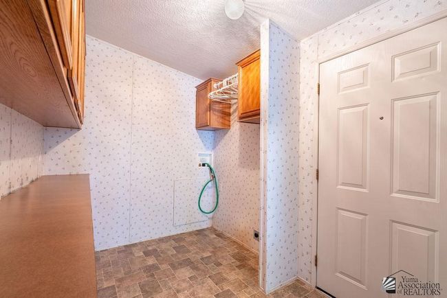 13517 E 53 Rd Ln, House other with 3 bedrooms, 2 bathrooms and 1 parking in Yuma AZ | Image 20