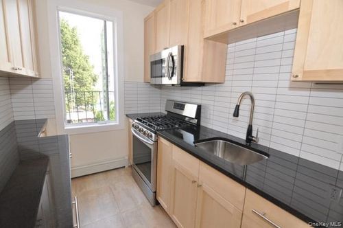 fl-2nd-4829 40th St, Sunnyside, NY, 11104-4104 | Card Image