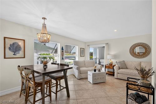 2-523-523 Club Side Dr, NAPLES, FL, 34110-6016 | Card Image