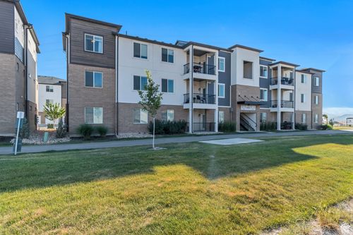776 N 260 W, Vineyard, UT, 84059-4822 | Card Image