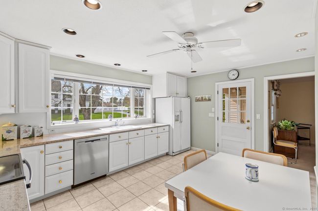 5 Cromwell Ct, House other with 4 bedrooms, 3 bathrooms and 6 parking in Old Saybrook CT | Image 11
