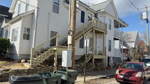 388 Belmont St, Manchester, NH, 03103-4210 | Card Image