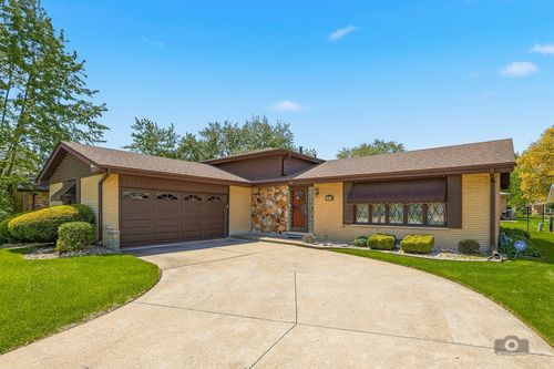 308 S Hickory St, Glenwood, IL, 60425-1816 | Card Image