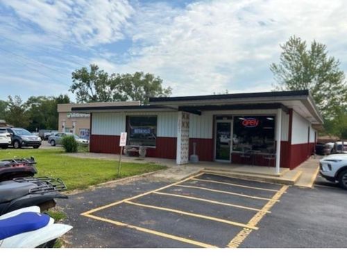 2021 S Western Ave, Marion, IN, 46953-2824 | Card Image