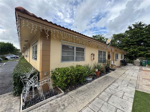 apt-5-7515 Nw 44th Ct, Coral Springs, FL, 33065-2067 | Card Image
