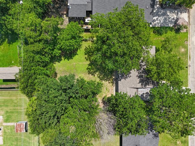 1305 Anthony St, House other with 3 bedrooms, 2 bathrooms and null parking in Gainesville TX | Image 28