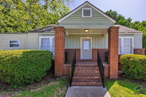 825 Maple St, Macon, GA, 31201-2162 | Card Image