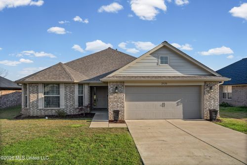 2520 Rutherford Dr, Southaven, MS, 38672-7232 | Card Image