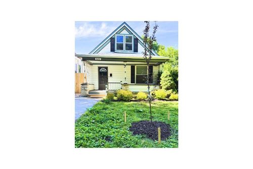 920 42nd St, Kansas City, MO, 64111-4016 | Card Image