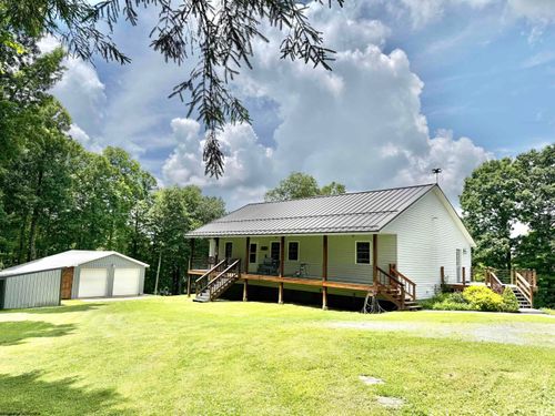 184 Woodstone Ln, Parsons, WV, 26287-8871 | Card Image