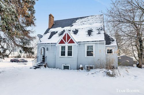 3122 Fuller Ave Ne, Grand Rapids, MI, 49505-3249 | Card Image