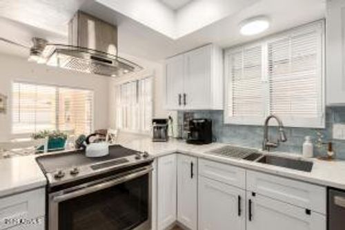 26414 S Lakemont Dr, Sun Lakes, AZ, 85248-7115 | Card Image