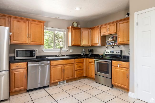2039 Camelot Way, House other with 4 bedrooms, 2 bathrooms and 4 parking in West Jordan UT | Image 6